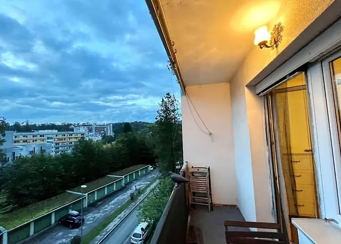 Naehe Lkh Und Der Med Uni 格拉茨