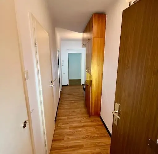 Naehe Lkh Und Der Med Uni * 格拉茨